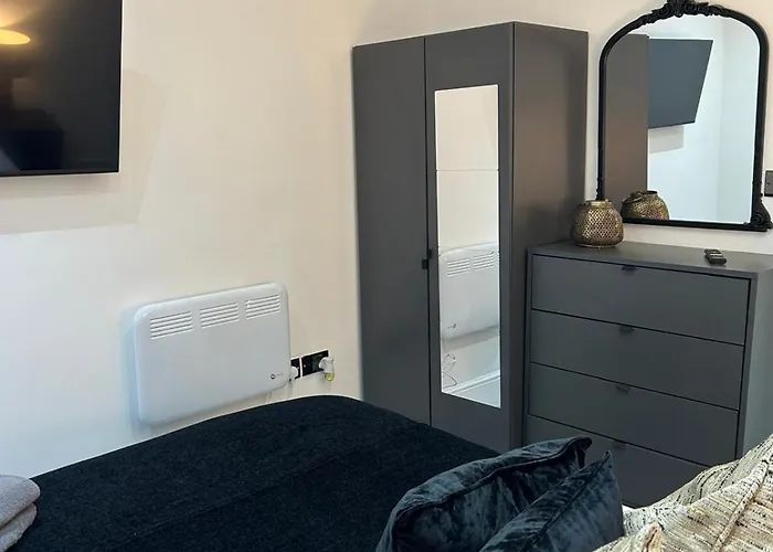 2br Luxury * Bradford (West Yorkshire)